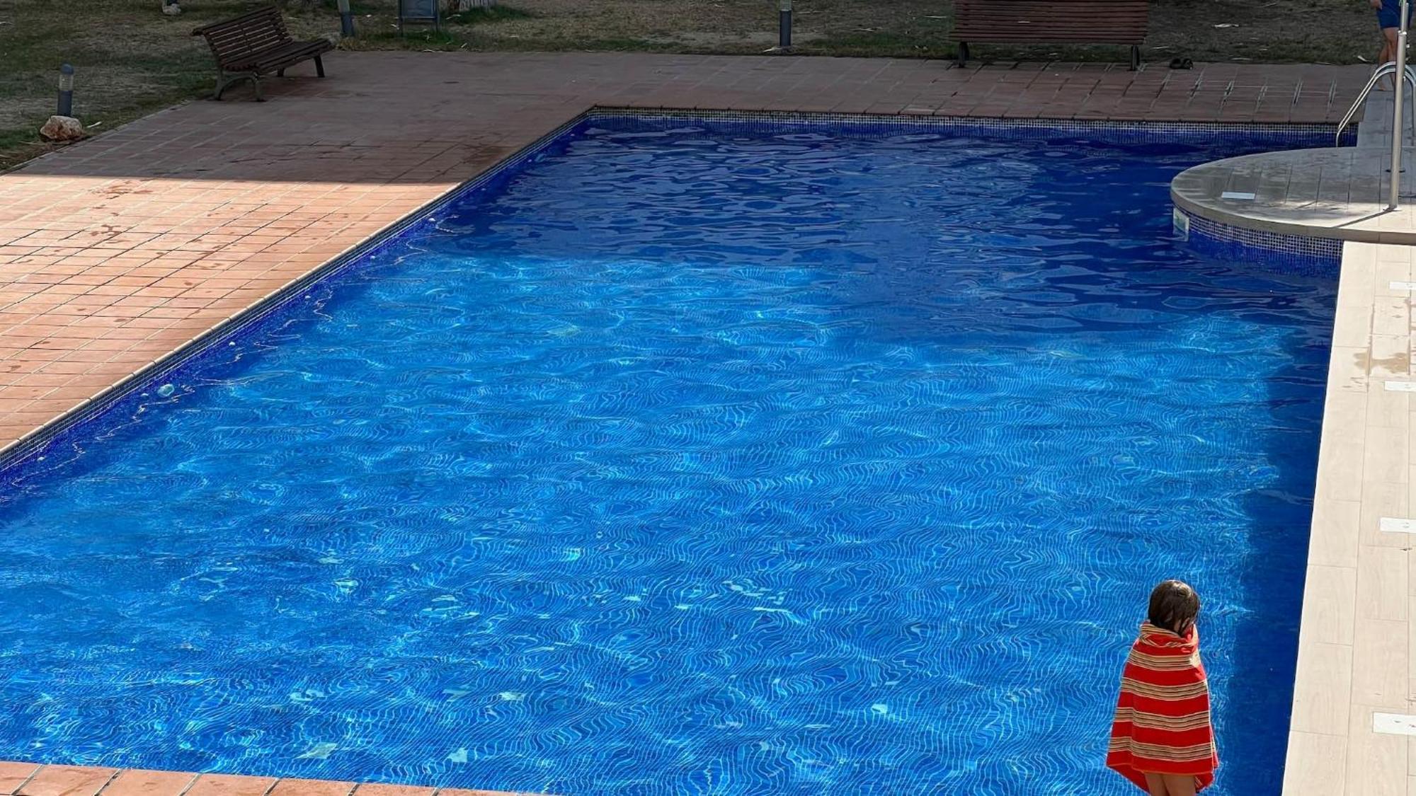 Bonito Apartamento Con Parking Y Piscina En Roses Av-53 Exterior photo